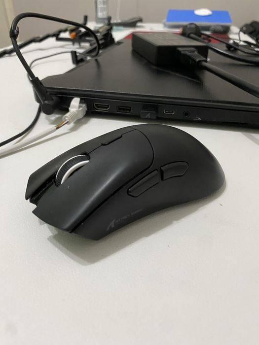 Мышка attack shark r1