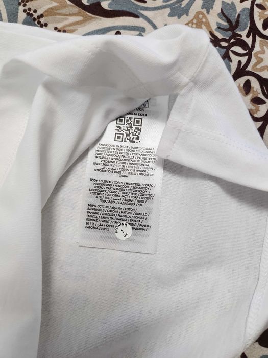 Tricou dama GUESS