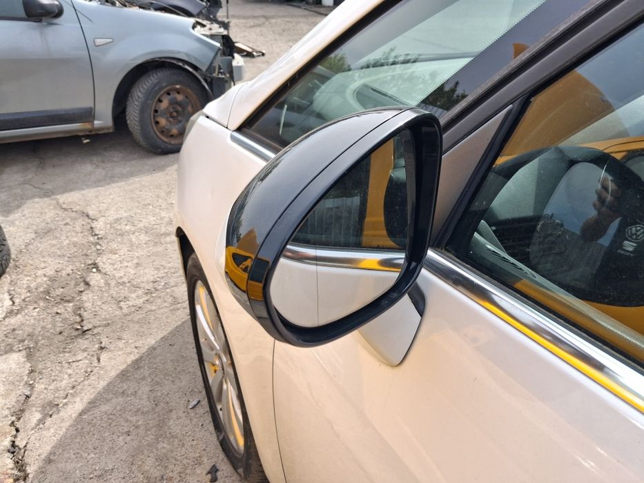 Oglinda stanga Opel Zafira C 2011 - 2016