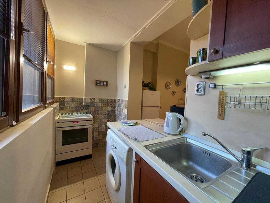 Дава се под наем Двустаен апартамент в София, Център - 70 кв.м за 550 € - Снимка #2