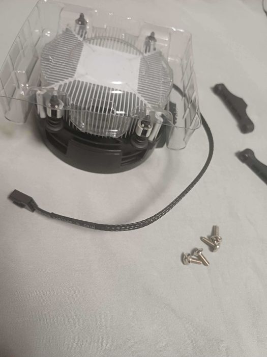 Cooler procesor AMD original Wraith Stealth – AM4