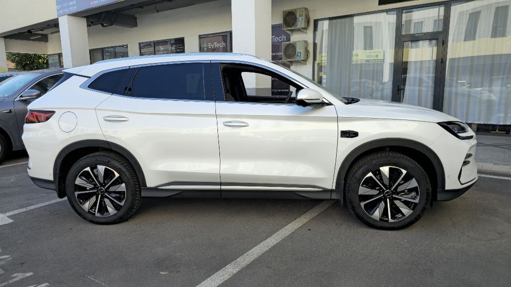 BYD Champion 605 full