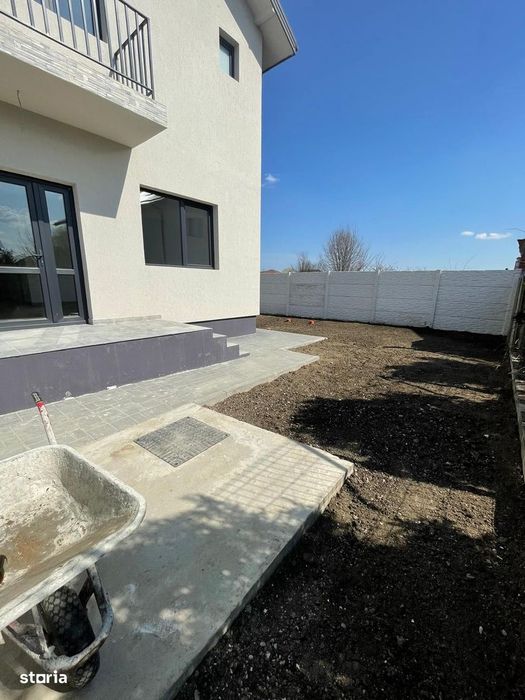 Duplex 4 camere + mansardă | 3 băi | Curte amenajată | Gata de mutat