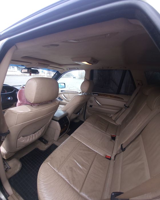 Продам BMW X5 2002 год
