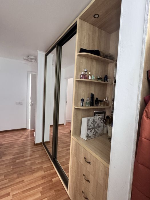 Продам шкаф купейный, большой.