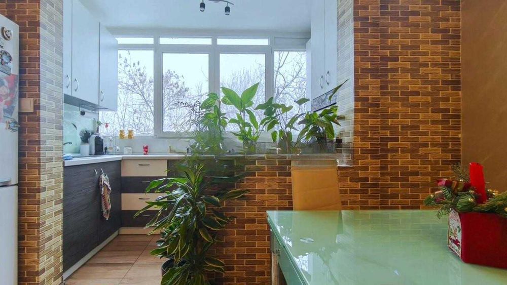 Продава се Тристаен апартамент в Пловдив, Кючук Париж - 87 кв.м за 909 €/кв.м - Снимка #7