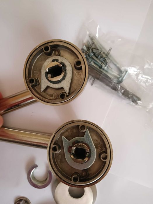 Комплект дръжки за блиндирана врата