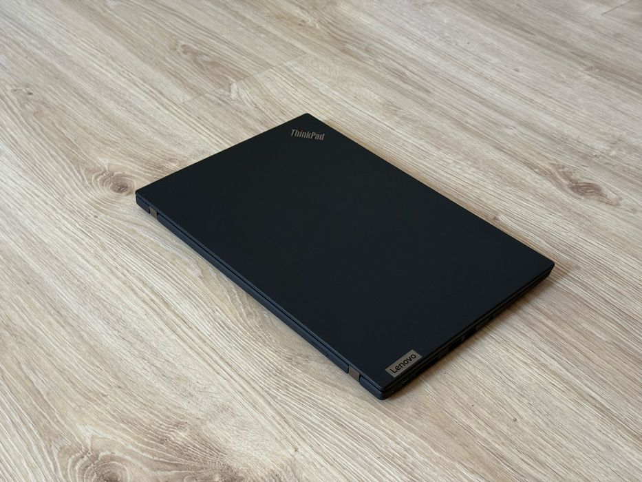 Като Нов 14'FHD IPS  Ryzen 7 Pro-5850u  Thinkpad T14s Gen 2  16GB LPDDR4x  512GB
