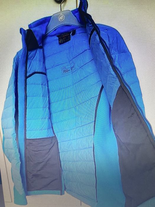 Geaca puf Mammut noua