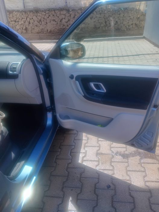 Vând Skoda Fabia 2