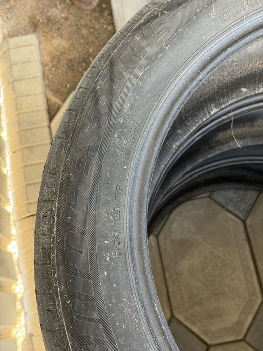 235/55/20 Bridgestone 3 шт