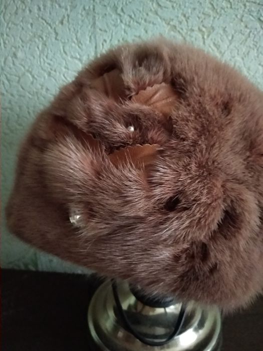 Продам шапку норковую