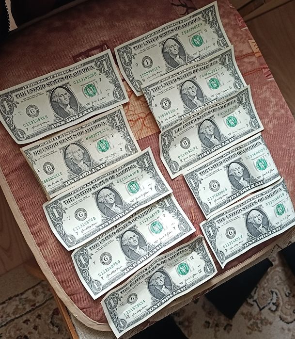 1$Долари  от  2017,1999.2013,2009,2021години