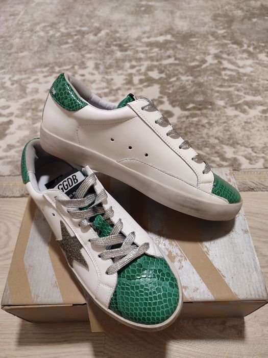 Кожанная женская обувь