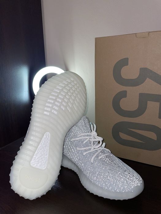 ПОСЛЕДНИ БРОЙКИ! Adidas Yeezy Boost 350 V2