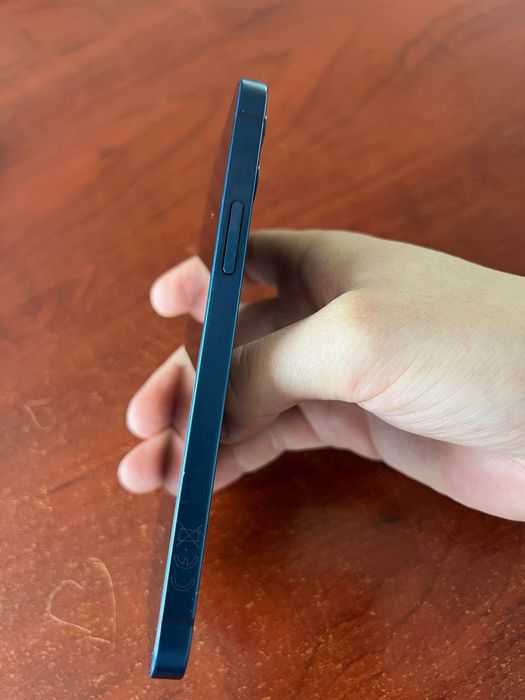 Iphone 12 ochilmagan ideal