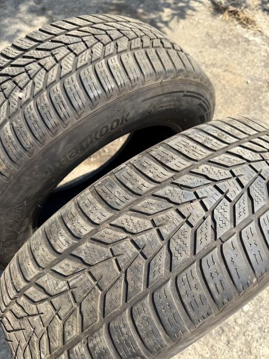Зимни гуми Hankook 235 .65. 17 2 броя