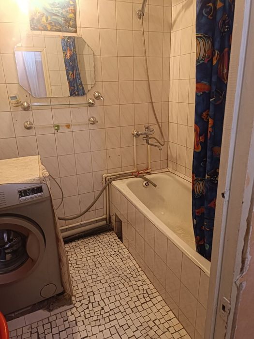 Sergili 8, sergili xokimyati yaqinida kvartira sròchni  sotiladi