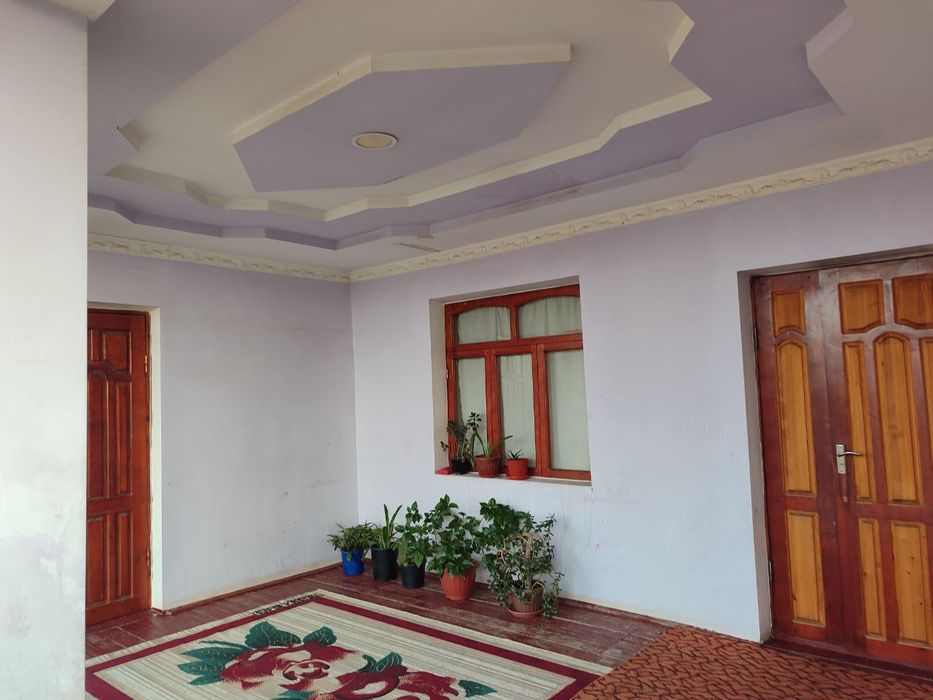 Hovli uy kvartira ga almashiladi kotta hovli 6 sotix yandi qurilgan