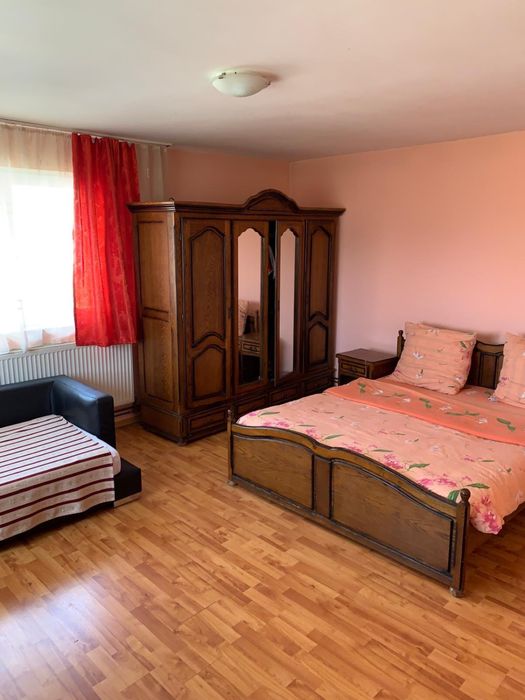 Vand sau schimb casa mobilata / utilata in Suiug Bh.