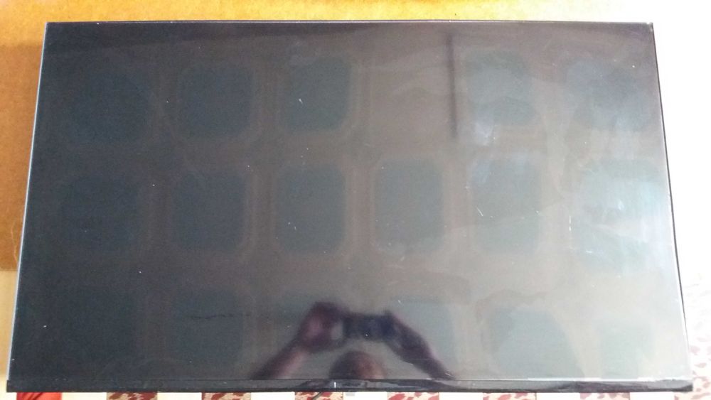 Продам телевизоры на запчасти