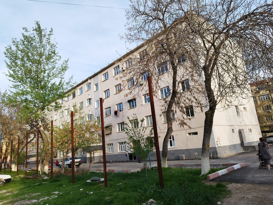 Yashnobod tumani 4metro bekati yonida 1 xonali uy srochna sotiladi 21