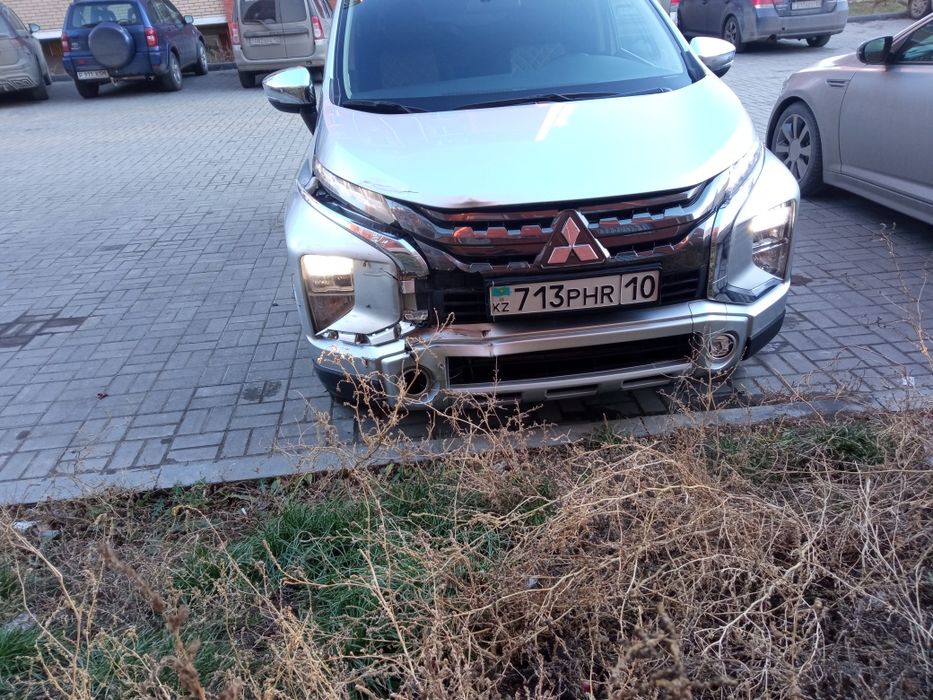Продам Мицубиси Xpander Cross