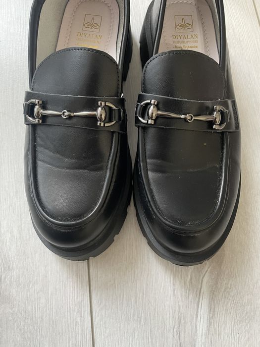 Женская обувь классика