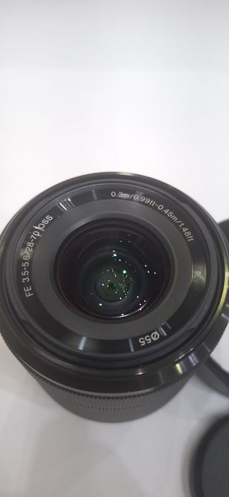 обектив Sony FE 28-70mm f/3.5-5.6 OSS