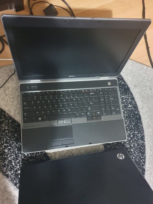 Dell latitude +Hp