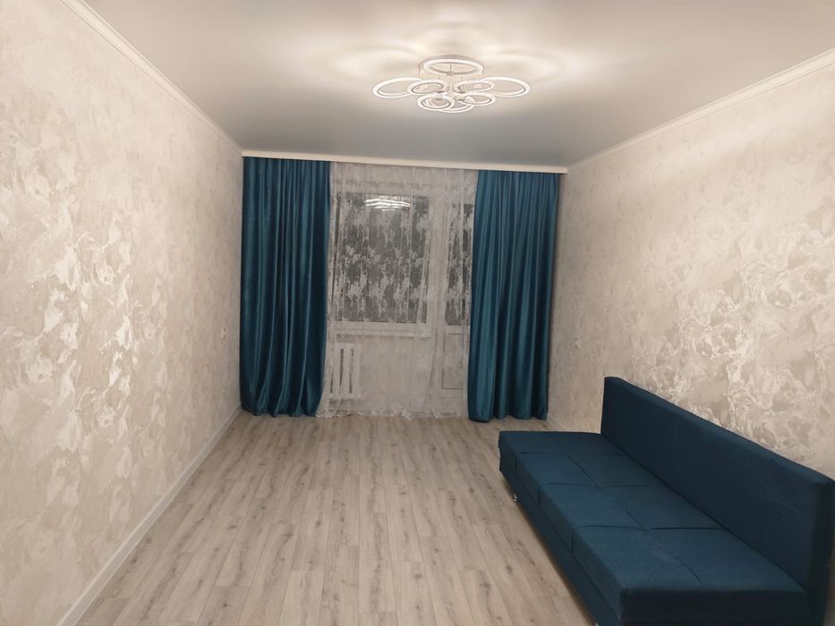 Продается 2 ком квартира район КазИИТУ