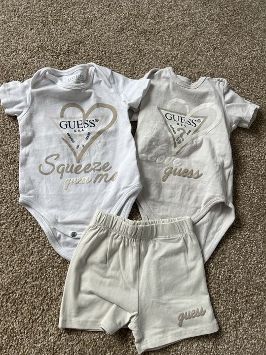 Дрехи     Guess