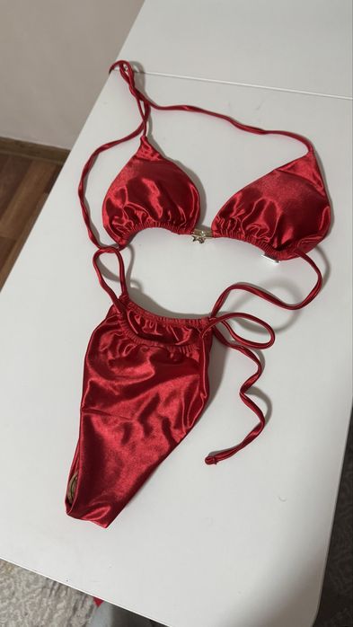 Продам новый купальники !