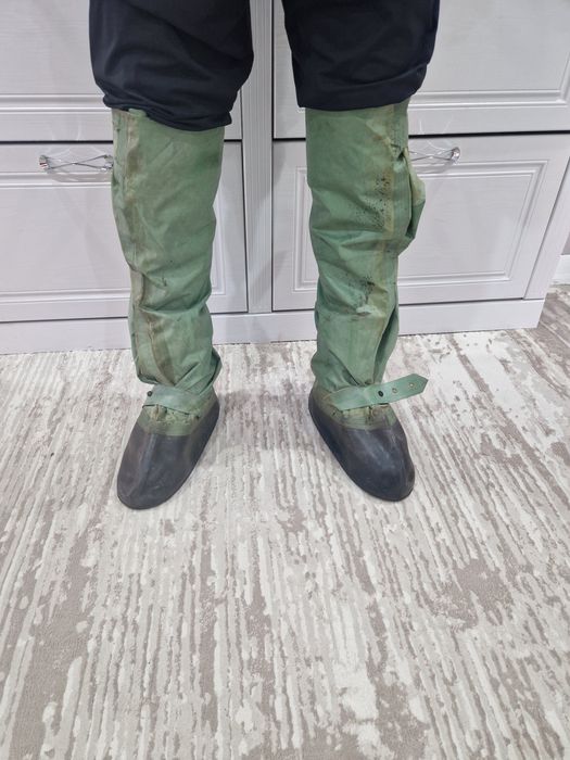 Продам резиновые сапоги