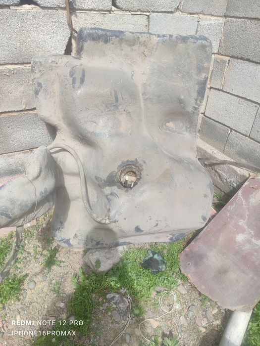 Бак на пассат универсал