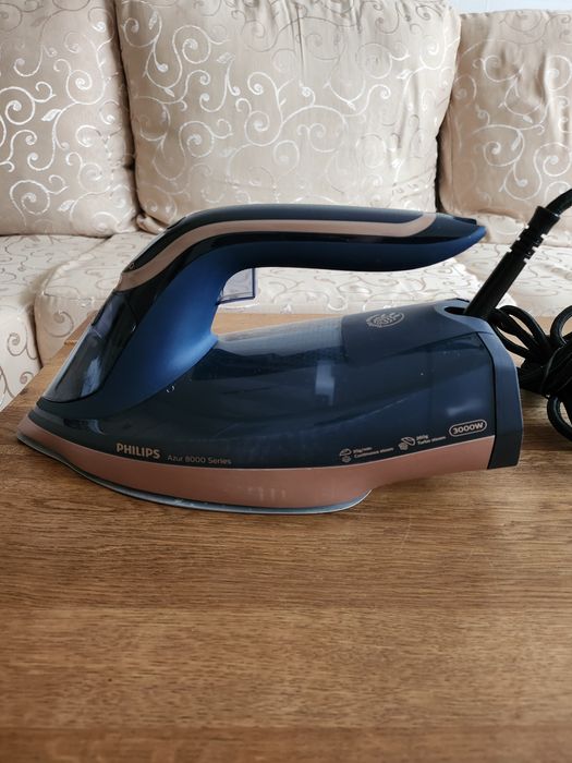 Ютия Philips Azur 8000 DST8050/20