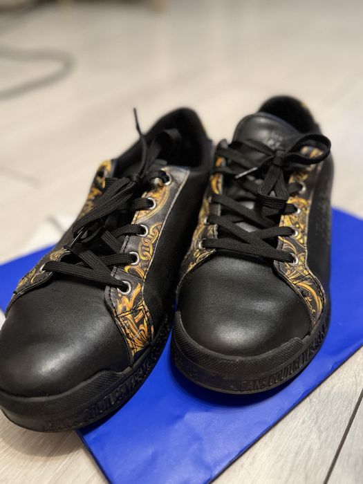 Маратонки Versace