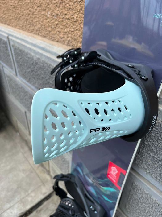 placa noua snowboard nidecker ora series L147