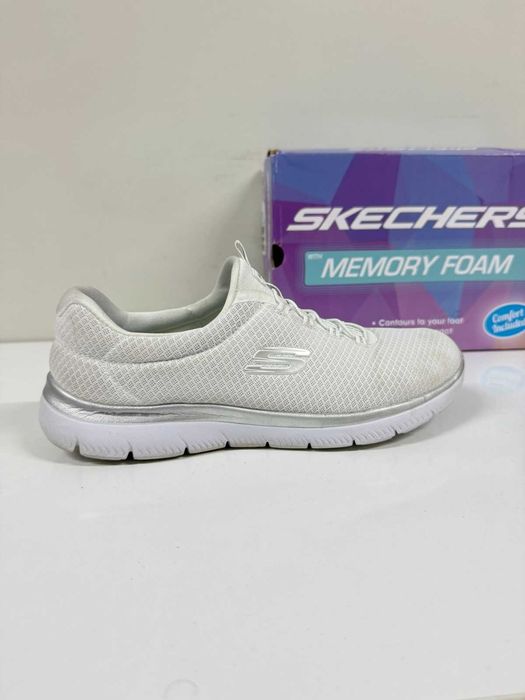 Skechers Slip On