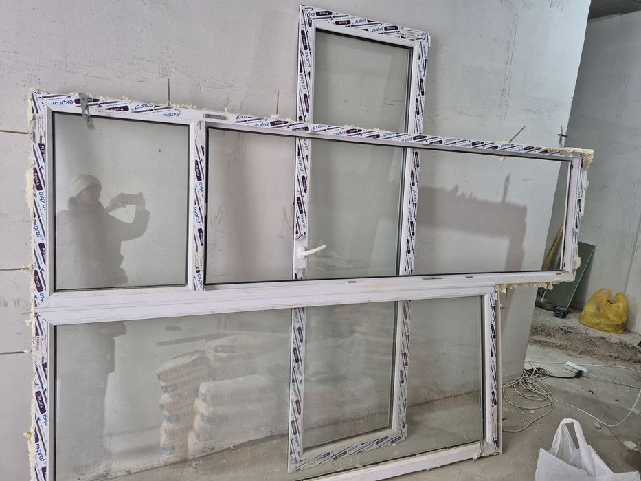 Балконная рама с дверью