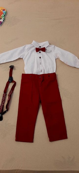 Официален костюм за бебе