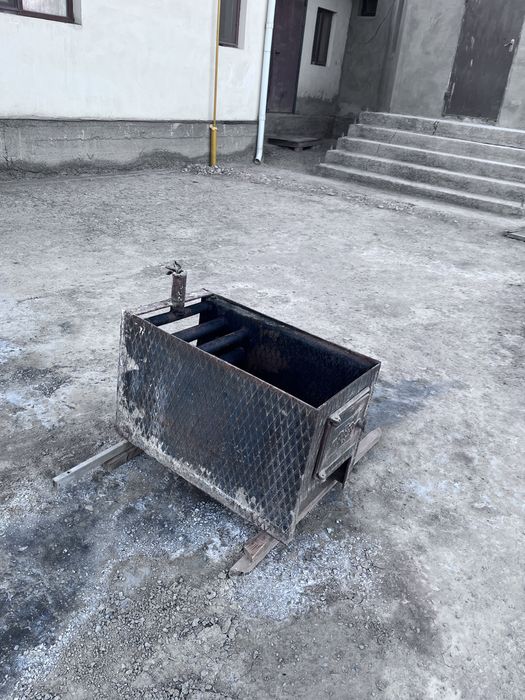 Печь домошняя б/у с плитой