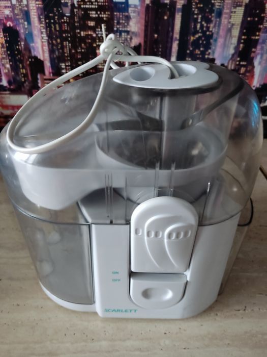Соковыжималка Scarlett