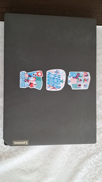 Ноутбук Lenovo. Полностью рабочий, не вскрывался