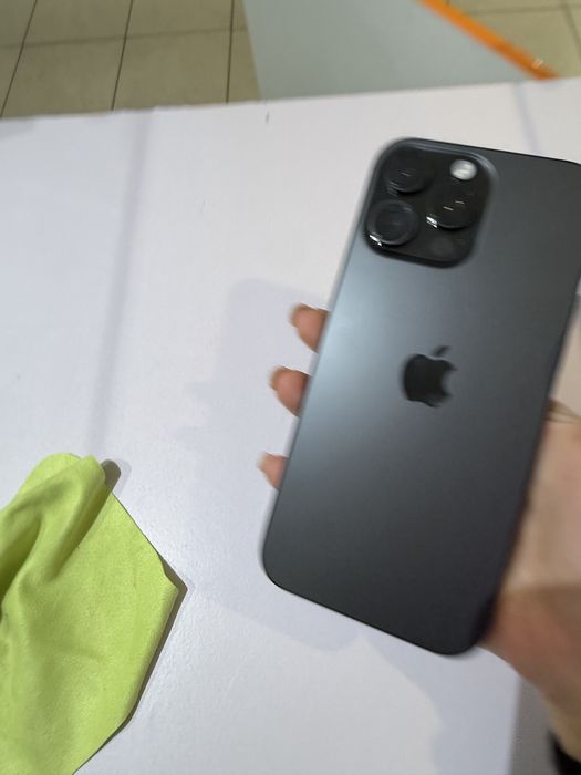 идеальный айфон 16 про макс 256 гб iPhone 16 Pro p