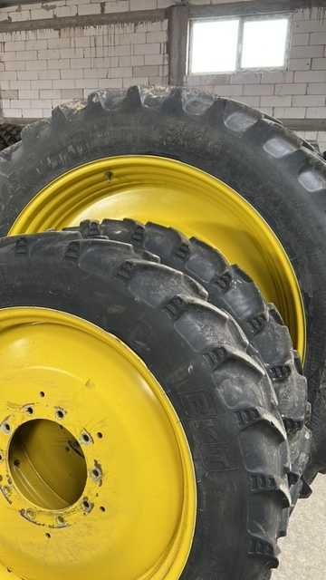 Roti inguste fixe reglabile tipurile de tractoare John Deere Claas etc