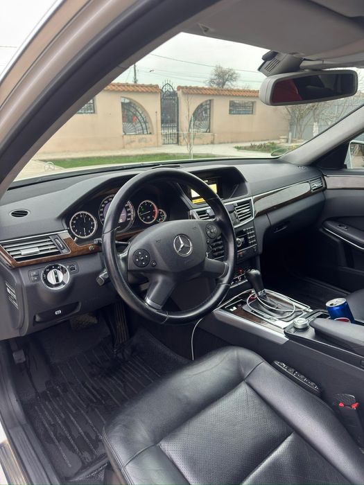 Mercedes E200 PROPRIETAR