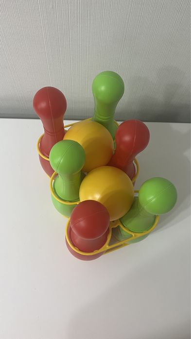 Боулинг, кегли. Левый берег