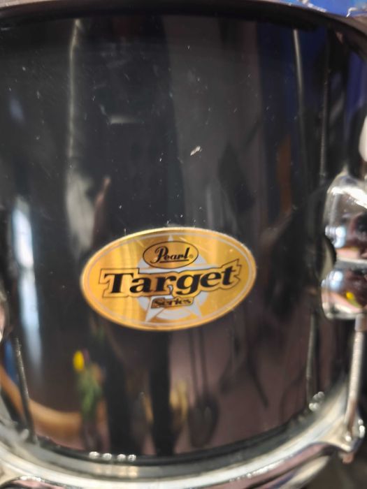 Продавам комплект барабани PEARL TARGET