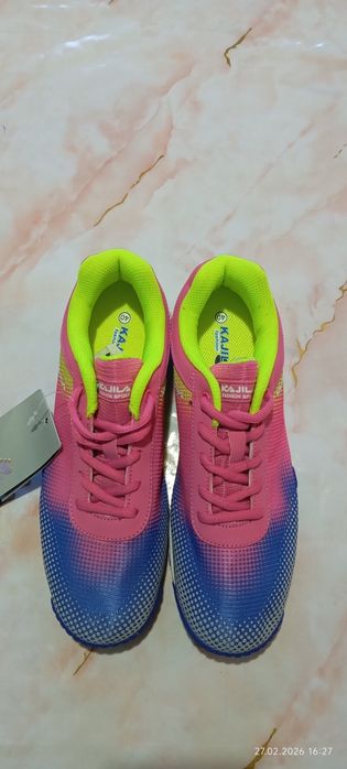 Футзалки KAJILA мультиколор.